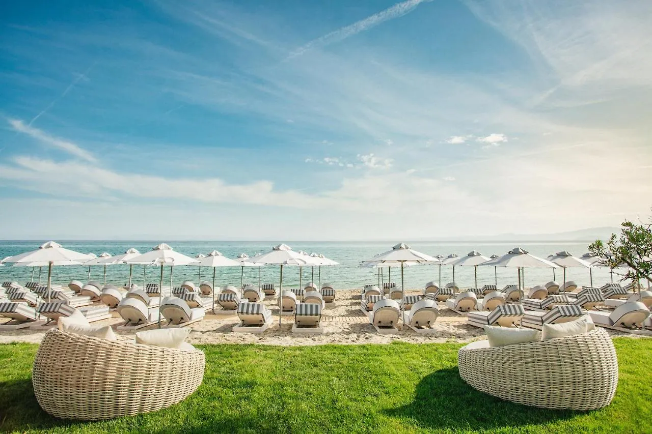 Blue Carpet Luxury Suites 佩科霍里 公寓式酒店