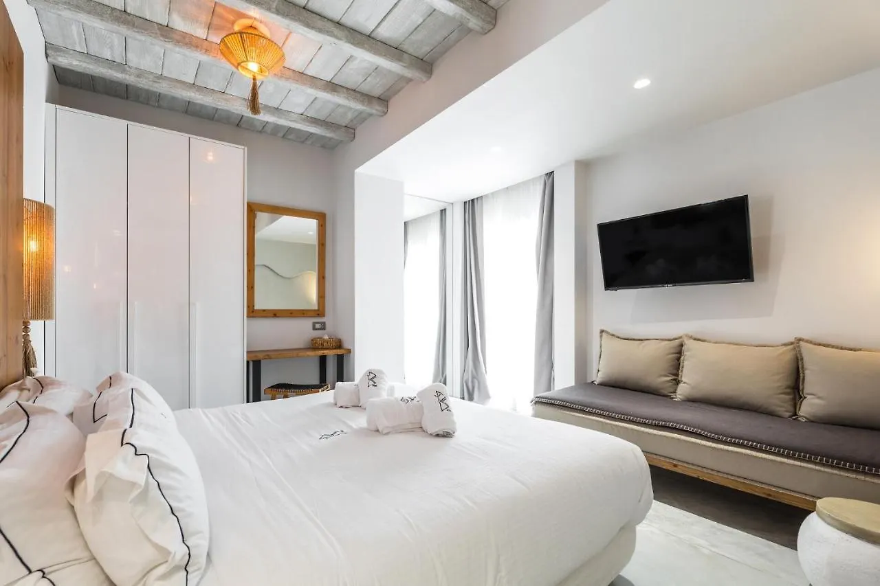 Blue Carpet Luxury Suites 佩科霍里 3*,  希腊